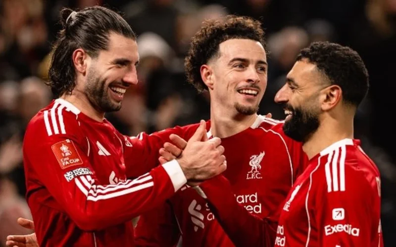 مواعيد مباريات يوم السبت والقنوات الناقلة لجميع الدوريات الكبرى حول العالم